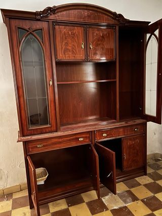Mueble de salón madera y cristal