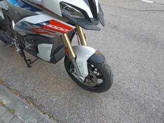 BMW S1000XR