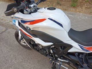 BMW S1000XR