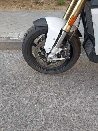 BMW S1000XR