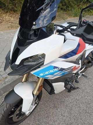 BMW S1000XR