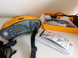 Fluke 1663 FC Multifunction Tester