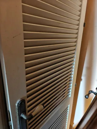 Puerta madera interior