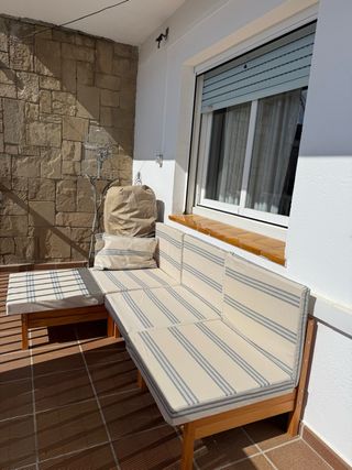 Sofá de exterior de tela y madera