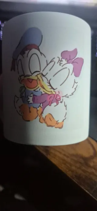 Taza personalizada con Donald y Daisy