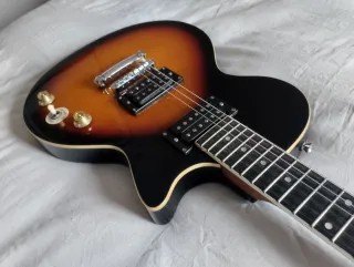 Guitarra Les Paul Donner