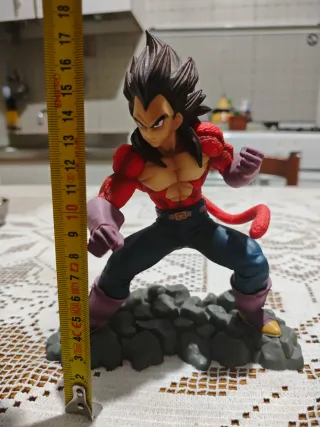 Action Figure Vegeta SSJ4 Dragon Ball GT