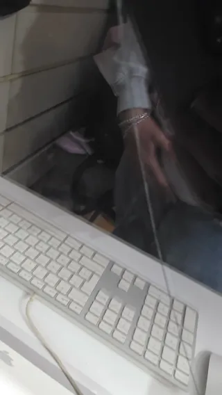 Apple iMac Computer Bianco