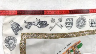 Pañuelo seda vintage beige y dorado