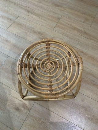 Taburete vintage ratán