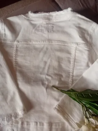 Chaqueta vaquera Alba Conde Talla 40