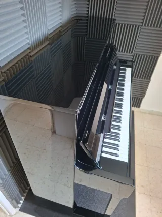 Piano Acústico Kawai K300 ATX4