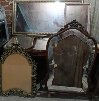 Objetos y muebles antiguos