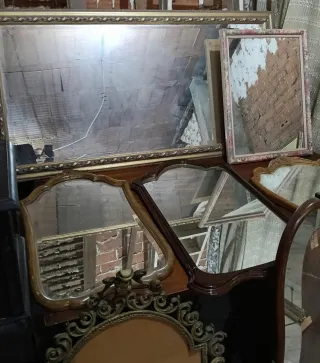 Objetos y muebles antiguos