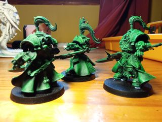 3 Allarus Custodes + bits Warhammer 40k