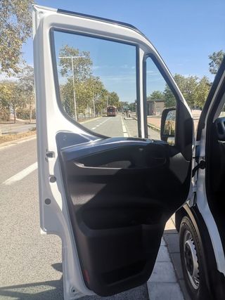 Iveco Daily 35S 14N V 3520 L3H2 12 M3 GNC Y GASOLINA HIBRIDO ECO