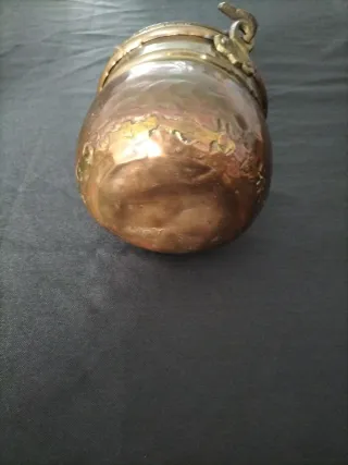 Antico secchiello in rame con manici