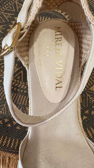 Alpargatas de Novia Beige y Blancas
