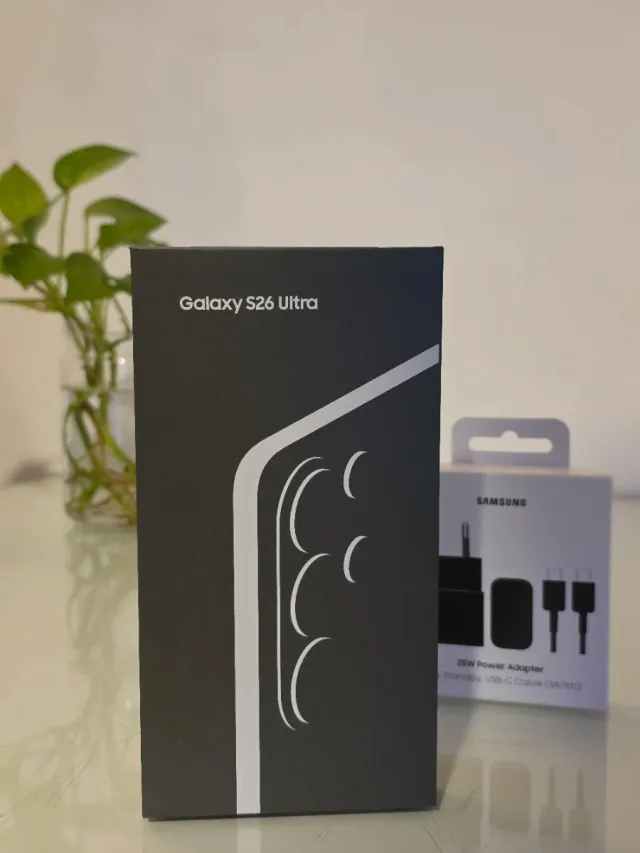 Galaxy S26 Ultra 512GB Gris Plata+Cargador