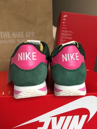Nike Cortez TXT Verde y Rosa Talla 42.5