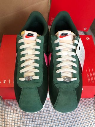 Nike Cortez TXT Verde y Rosa Talla 42.5