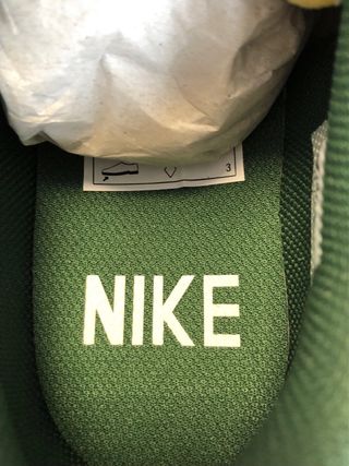 Nike Cortez TXT Verde y Rosa Talla 42.5