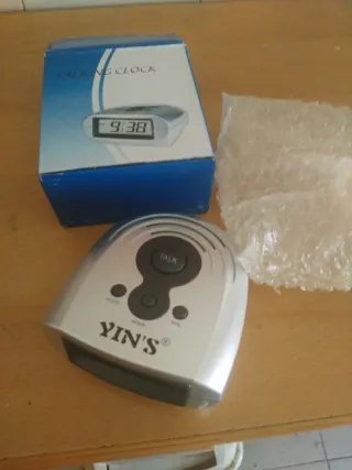 Reloj Parlante YIN'S Digital Plata