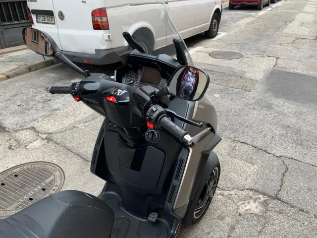 Peugeot Metropolis 400i ABS