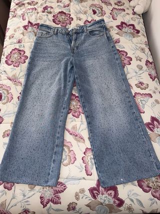 Pantalón Stradivarius con brillos