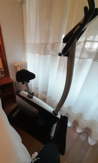 Bicicleta Estática Eléctrica Tempo Fitness