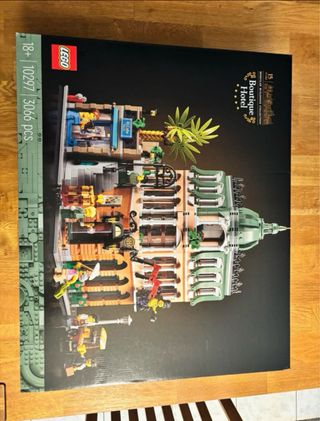 LEGO 10297 Boutique Hotel