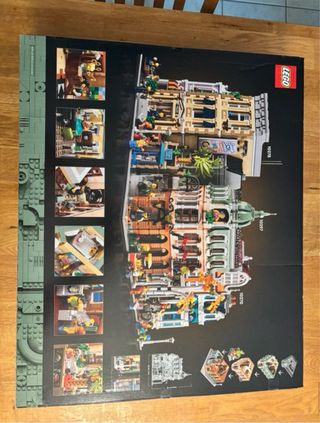 LEGO 10297 Boutique Hotel