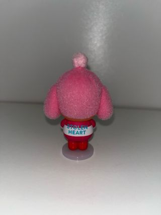 Figurita Pop Mart CryBaby Crying For Love