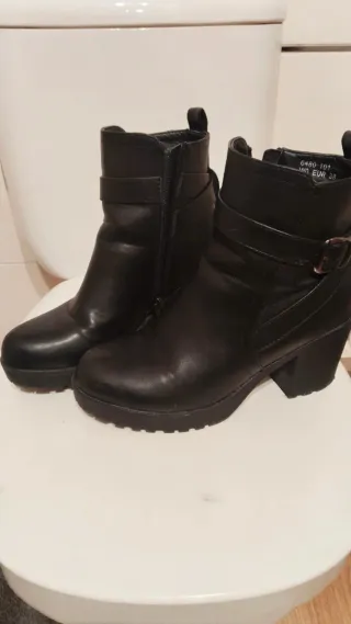 Botines negros tacón grueso