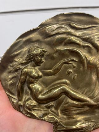 Vaciabolsillos Modernista Ninfa de las olas