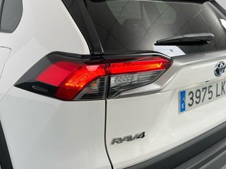 Toyota Rav4 2.5l 220H Advance Plus