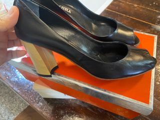 Scarpe D'AMBRA spuntate tacco oro n.39