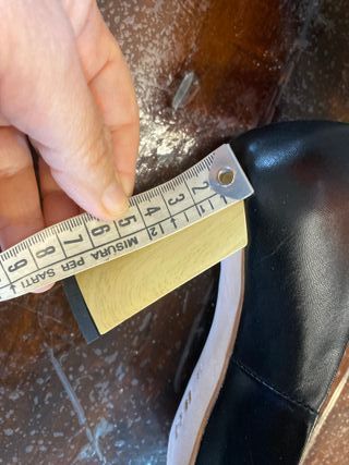 Scarpe D'AMBRA spuntate tacco oro n.39