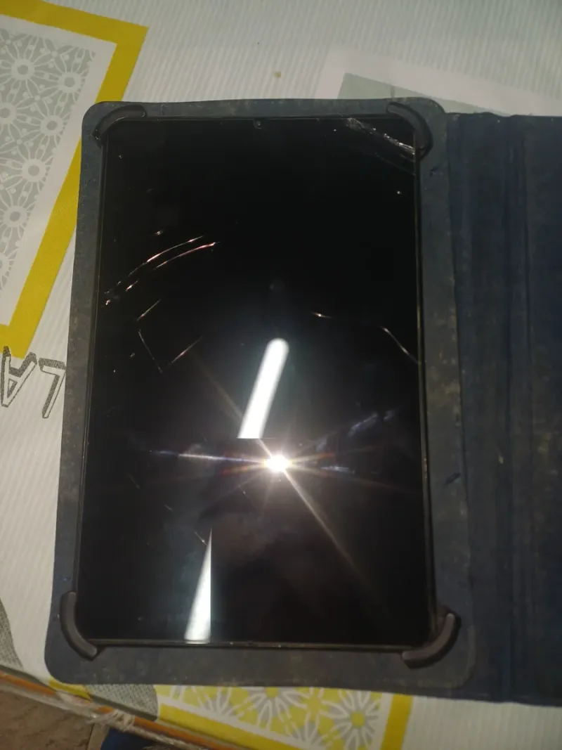 Tablet Lenovo Negra