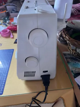 Máquina de Coser SilverCrest mod.8750