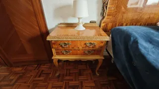 Mesita de noche madera y latón