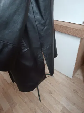 Cappotto in pelle vintage nero