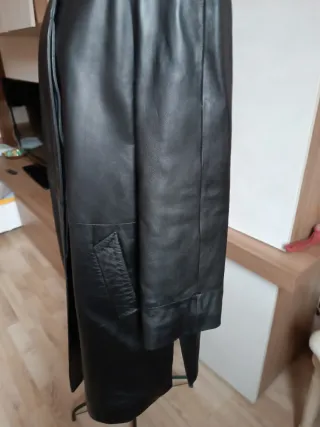 Cappotto in pelle vintage nero