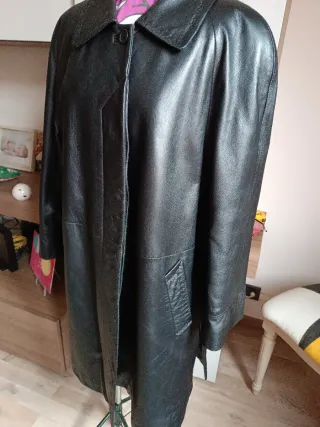 Cappotto in pelle vintage nero