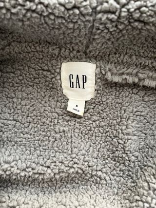 Sudadera Gap Gris con Forro Polar