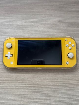 Nintendo Switch Lite Gialla