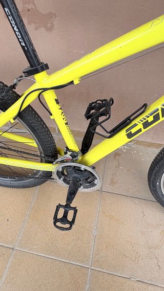 Bicicleta Conor 5200 21 velocidaes amarilla