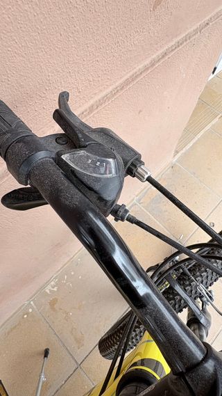 Bicicleta Conor 5200 21 velocidaes amarilla