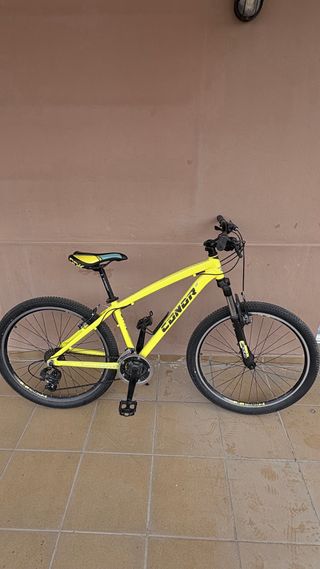 Bicicleta Conor 5200 21 velocidaes amarilla