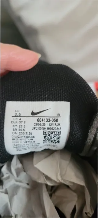 Nike Air Max Plus TN Triple Black Talla 37.5